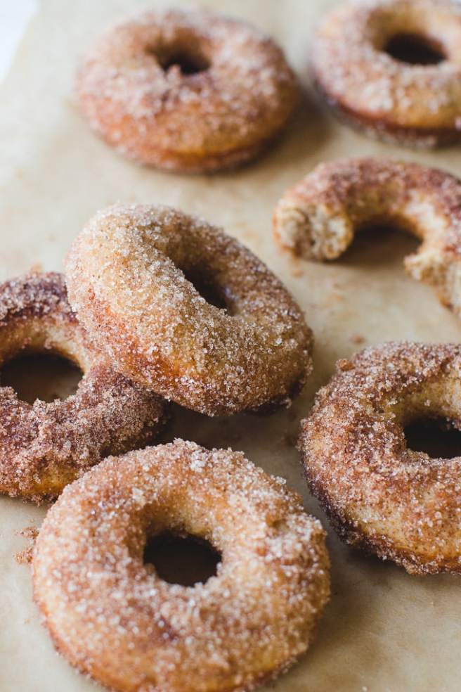 easy-apple-cinnamon-cider-donuts.jpg